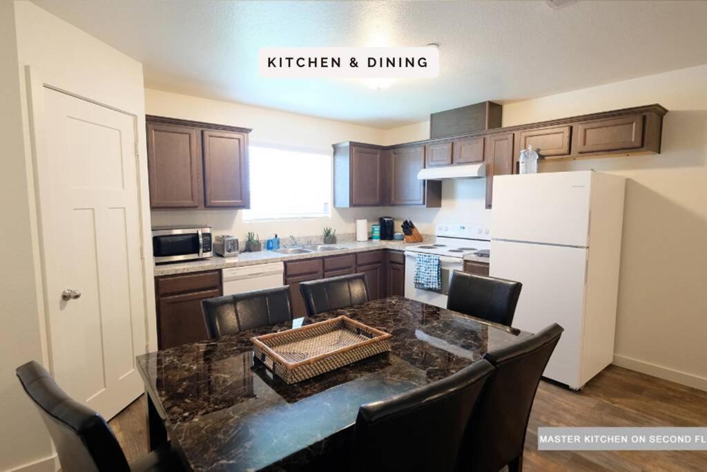 3 Story, 3 Bdrm, 4 Beds, 2 Bath, North Houston, Iah - 10B Villa Eksteriør bilde